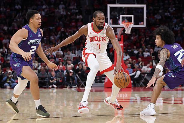 天天盈球-独木难支！除了杜兰特，火箭其他球员都不知道在场上干什么？