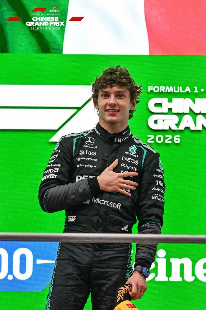F1中国大奖赛19岁安东内利夺冠，新王者背后的规则变革