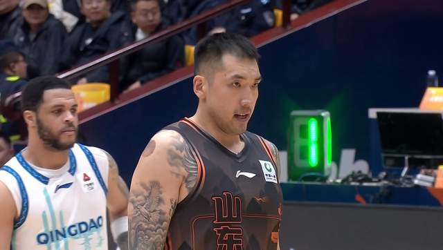 天天盈球双色球最近的走势图-山东男篮德比9分小胜，克里斯42+13，后卫线集体哑火 2新外援太差